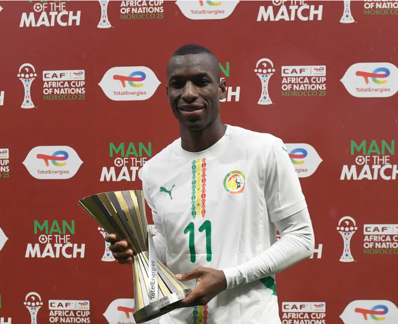 نيكولاس جاسكون مهاجم السنغال نيكولاس جاسكون مهاجم السنغال