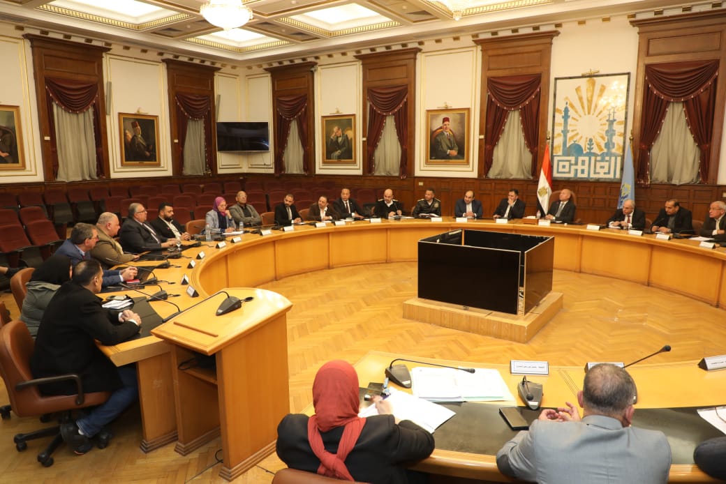 e839d11c-858a-4c2a-a8a2-a823d3075f90