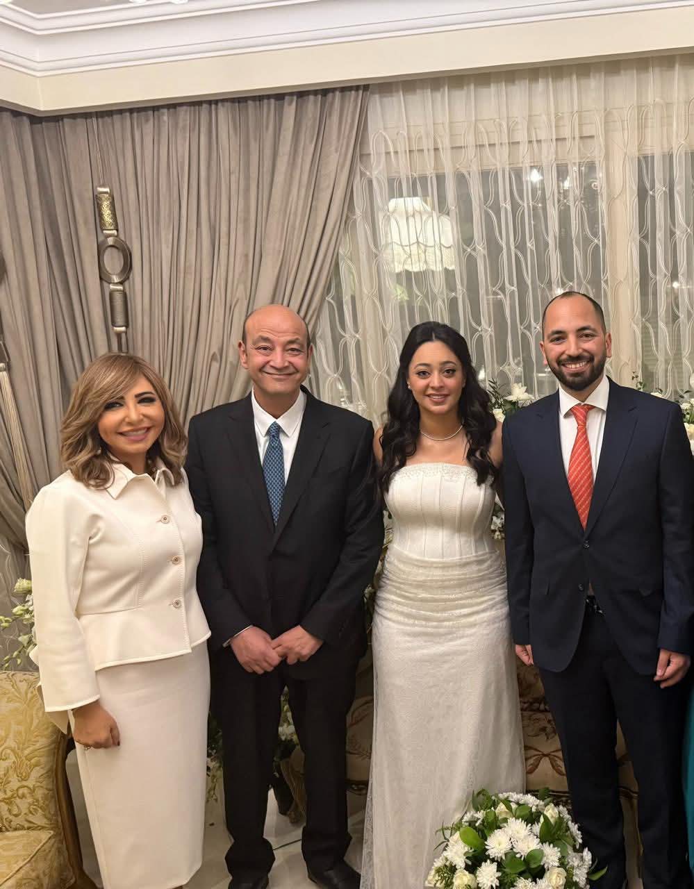 عمرو أديب ولميس فى خطوبة ابنهما نور