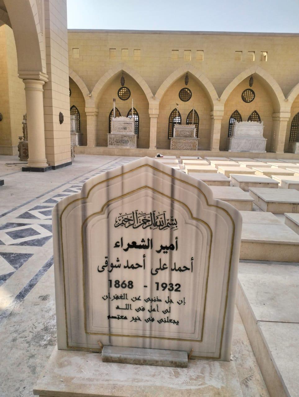 المقبرة الجديدة لأمير الشعراء بمشروع الخالدين (3)