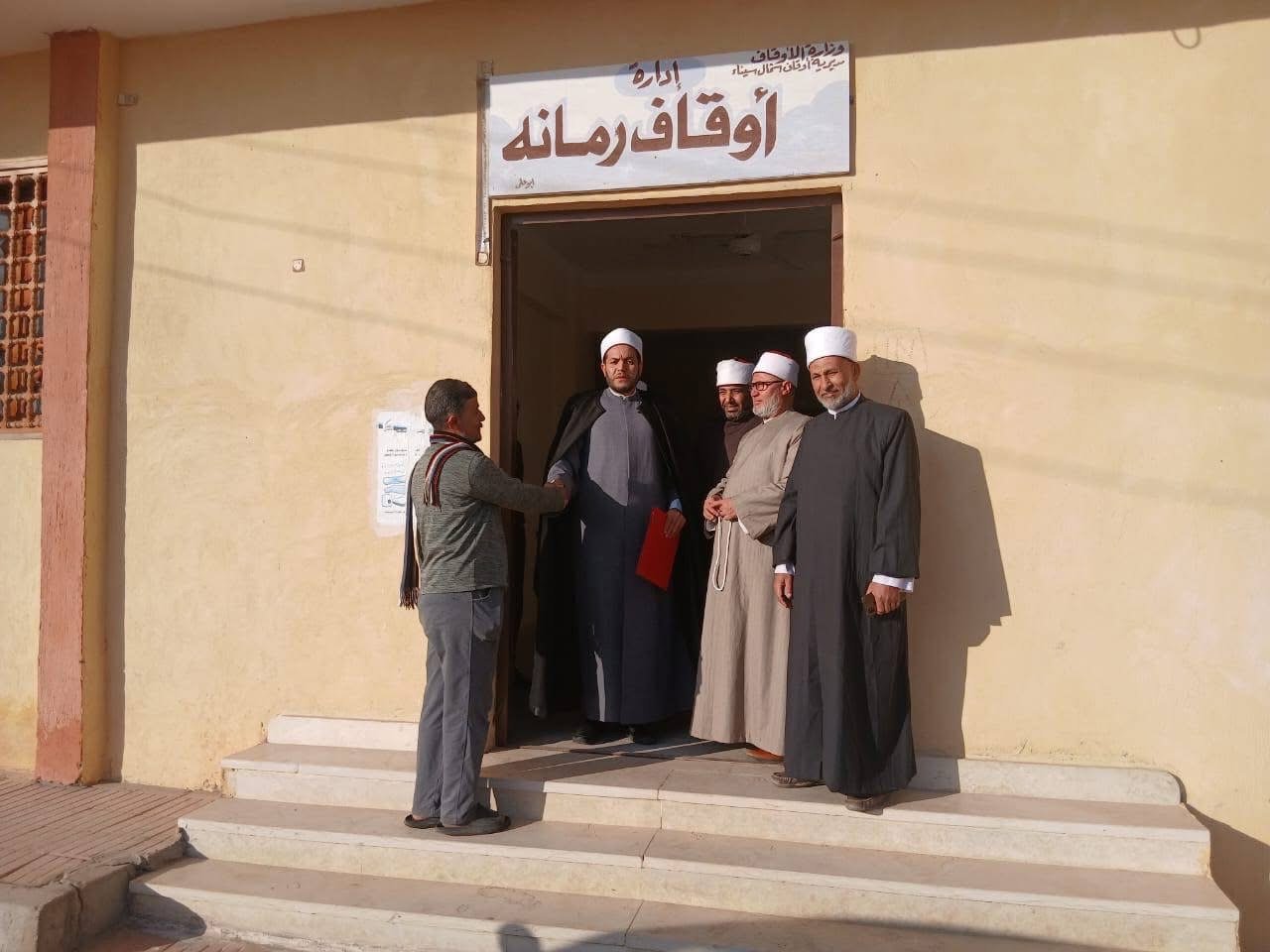 اثناء تفقد اداره رمانه