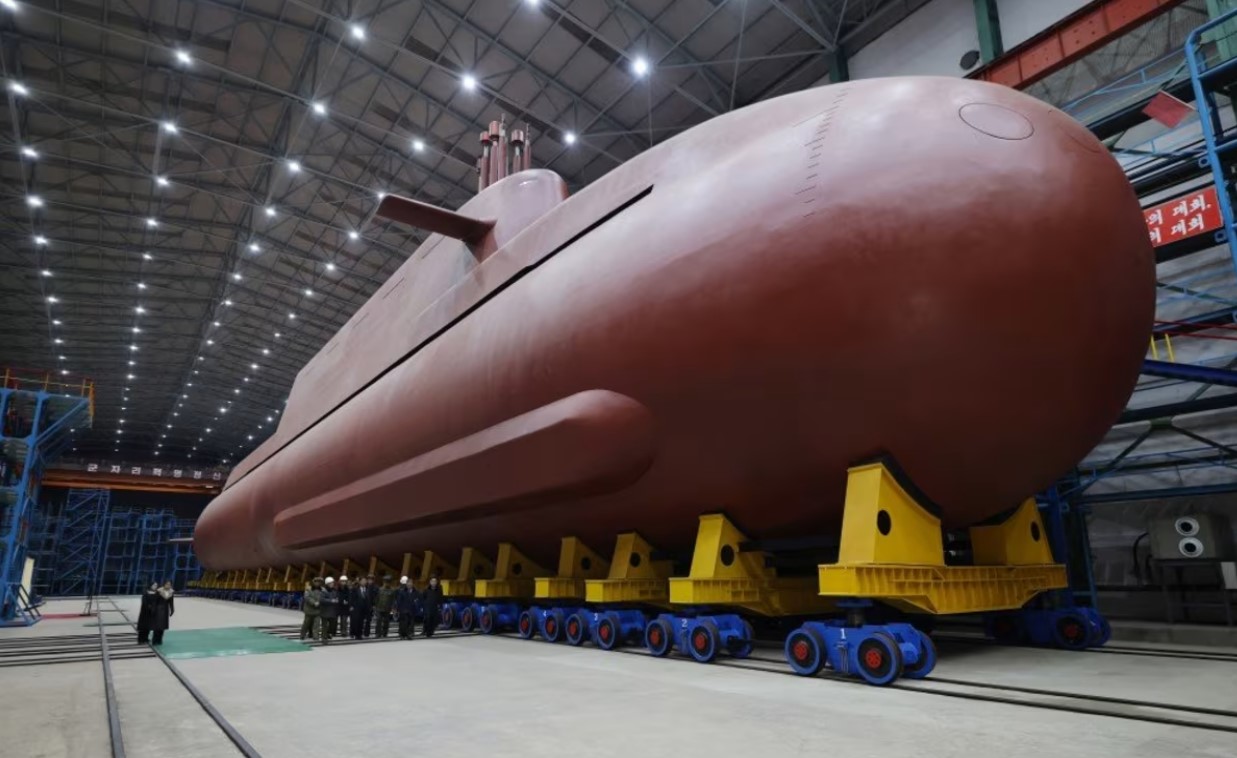 غواصة كوريا الشمالية