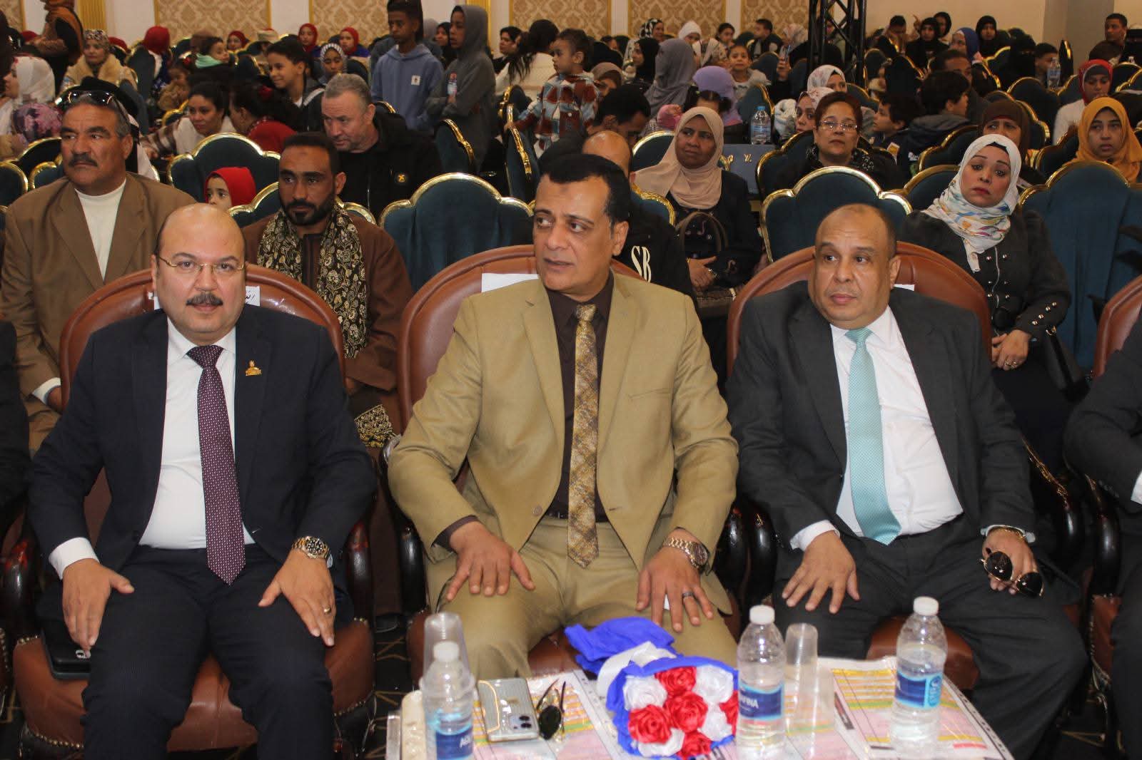 مدير تعليم سوهاج يشهد الحفل السنوي السابع لطلاب الدمج