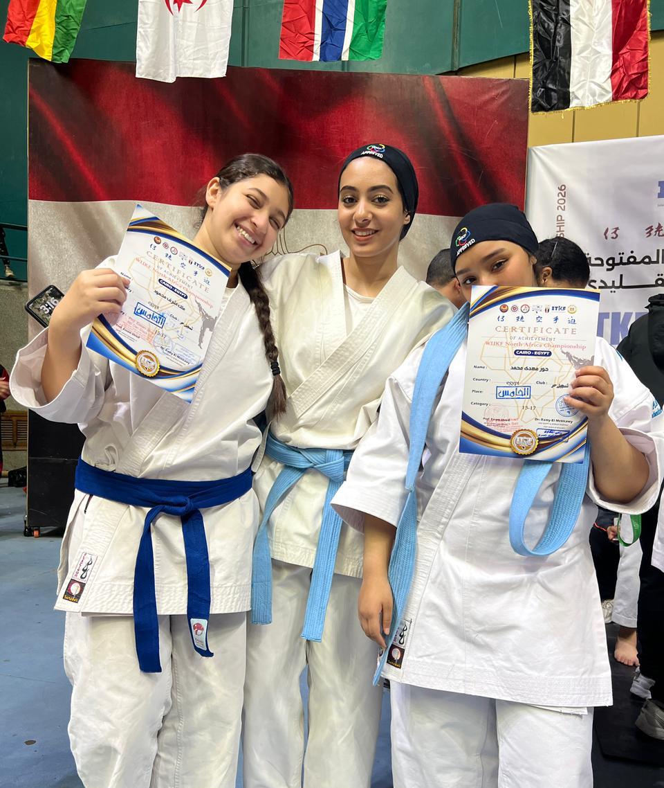 حور مهدي محمد وملك أشرف محمود