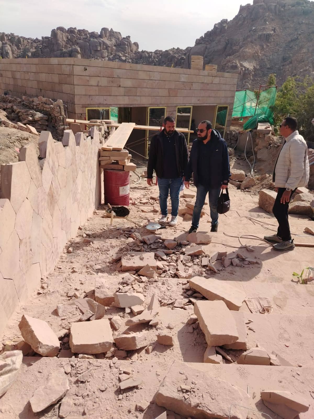 جانب من أعمال التطوير