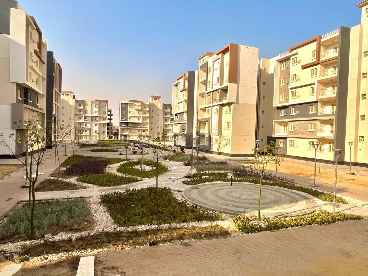 f7ce3595-7c23-4e41-b8b1-1a8cc0d323ac