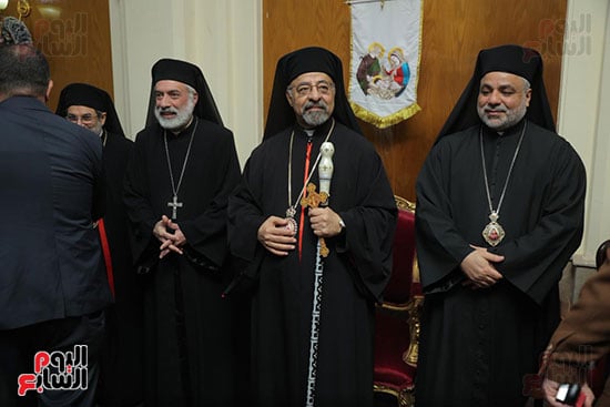 الأنبا إبراهيم إسحاق يتلقى التهانى الأنبا إبراهيم إسحاق يتلقى التهانى