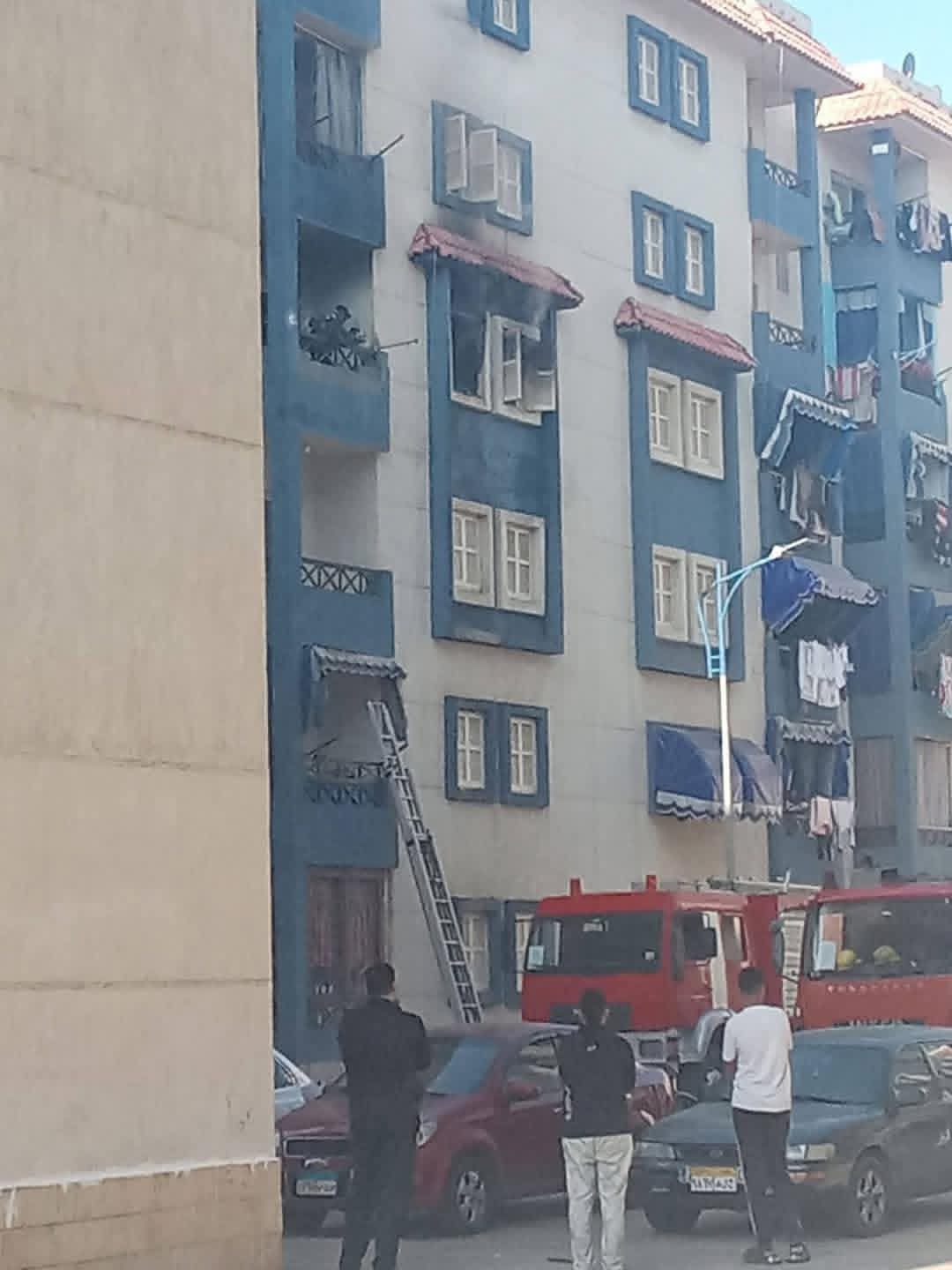 الحريق بالوحدة للسكنية