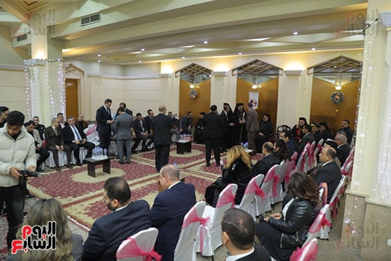 الوفود المهنئة للأنبا إبراهيم إسحاق بالعيد الوفود المهنئة للأنبا إبراهيم إسحاق بالعيد