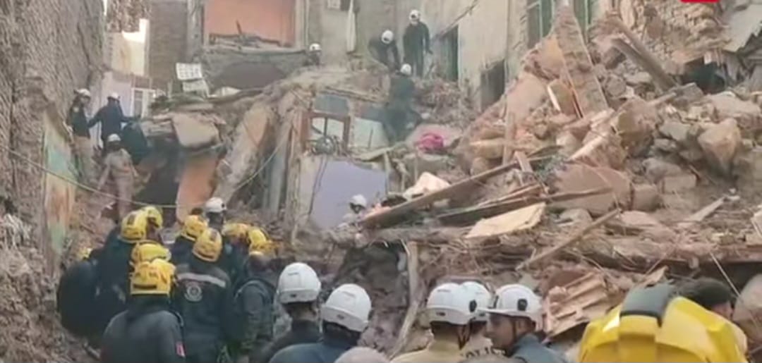 جانب من موقع الحادث (7)