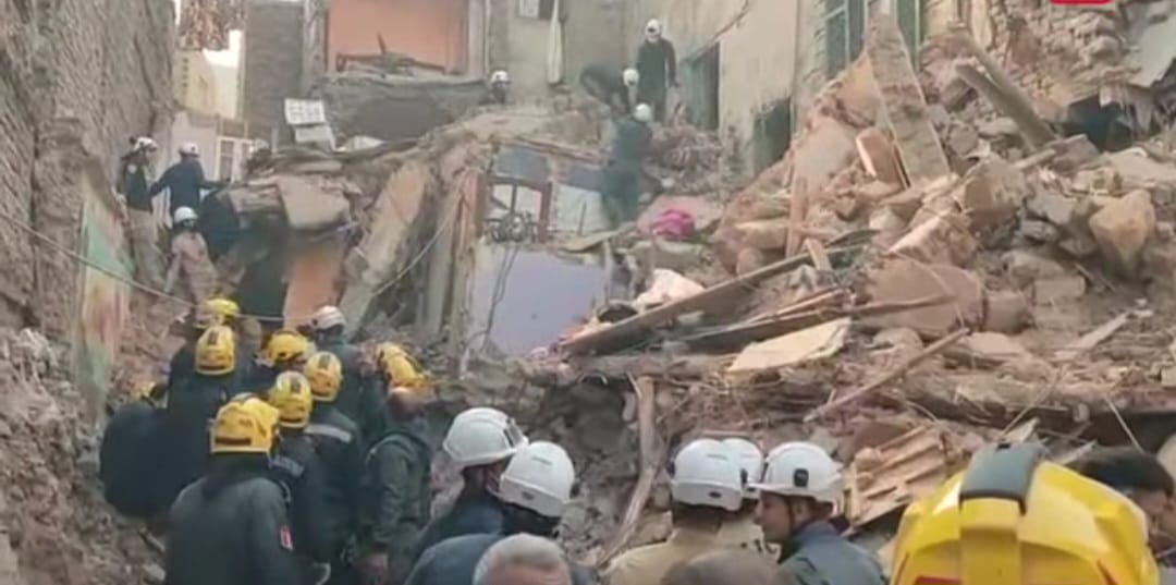 جانب من موقع الحادث (6)