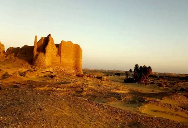 قلعة حصن عين اللبخة بالوادى الجديد