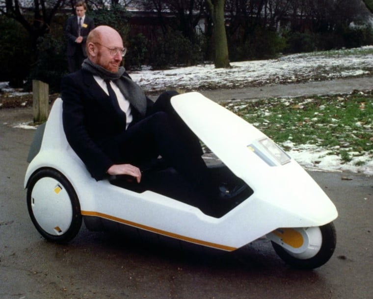 السيارة ذات الثلاث عجلات ضمن معروضات متحف الفشل