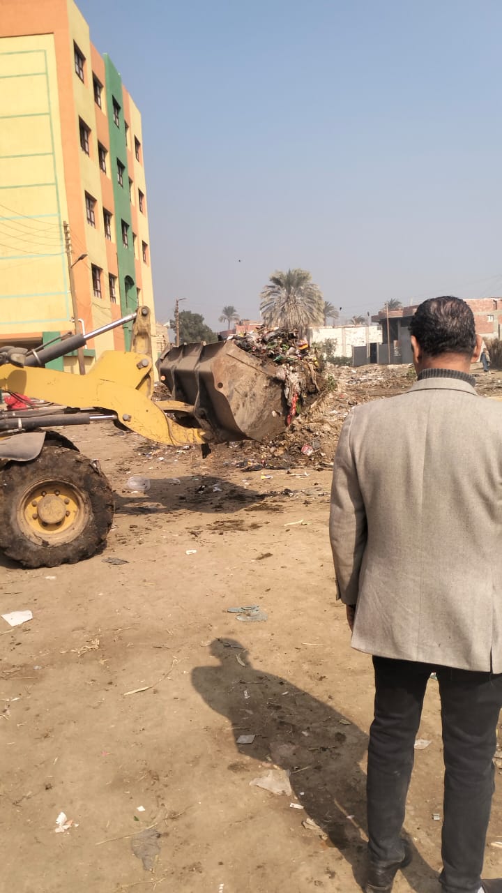 تحسين مستوى النظافة في شوارع العياط