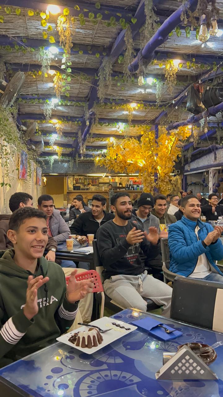 فرحة المواطنين اثناد احراز منتخب مصر للهدف الاول