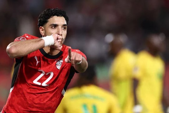 اللاعب عمر مرموش