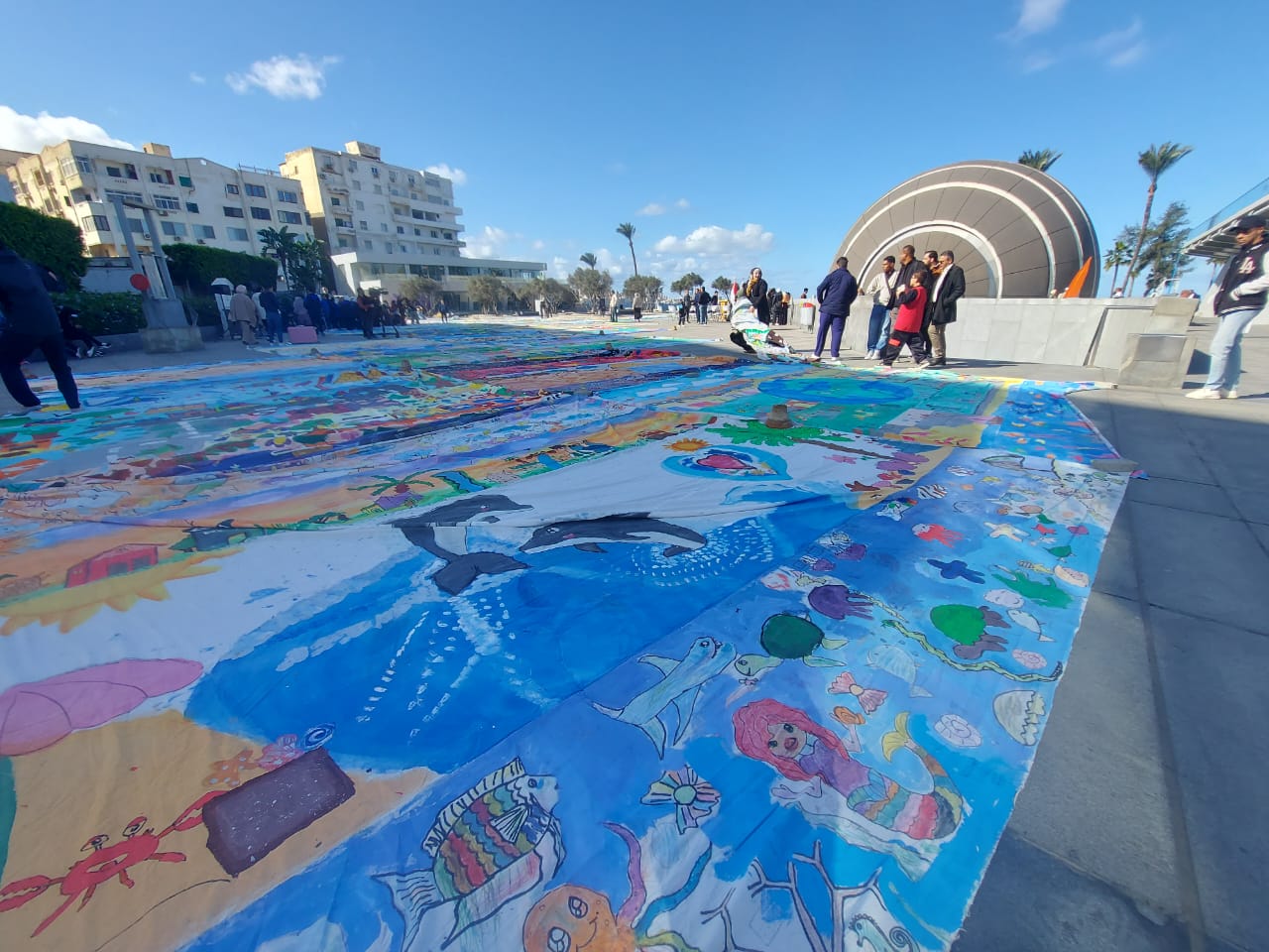 اكبر لوحه فى العالم من الطلاب اكبر لوحه فى العالم من الطلاب