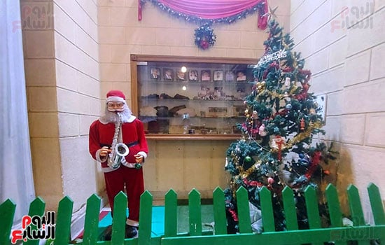 شجرة-الكريسماس-وبابا-نويل