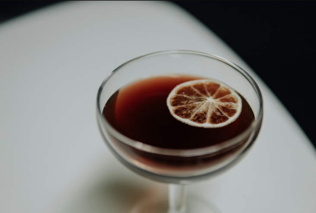 كوكتيل غريب يؤدى إلى دخول المستشفى كوكتيل غريب يؤدى إلى دخول المستشفى