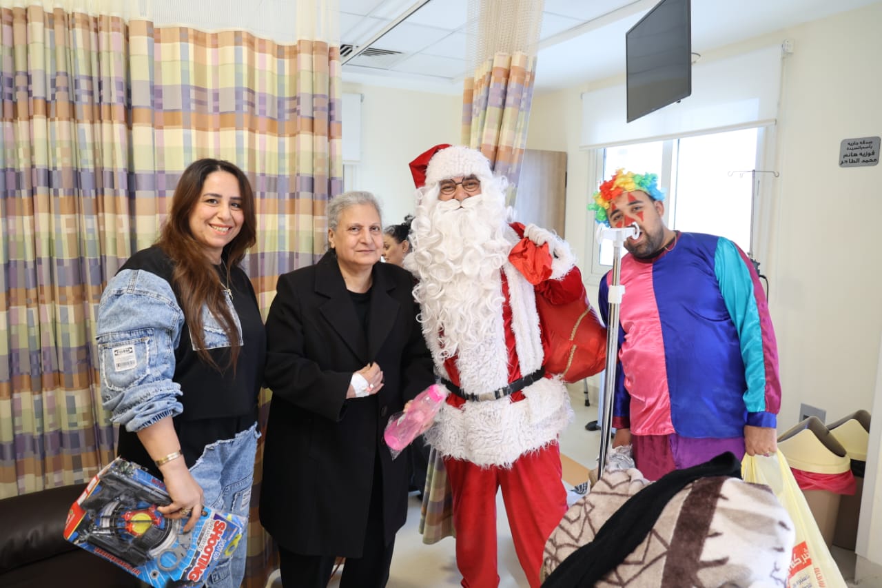 فريق دعم الأطفال داخل مستشفى أورام الأقصر