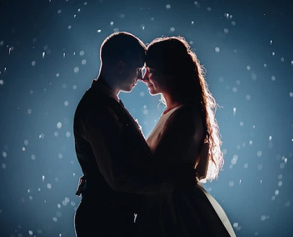علاقات الحب 