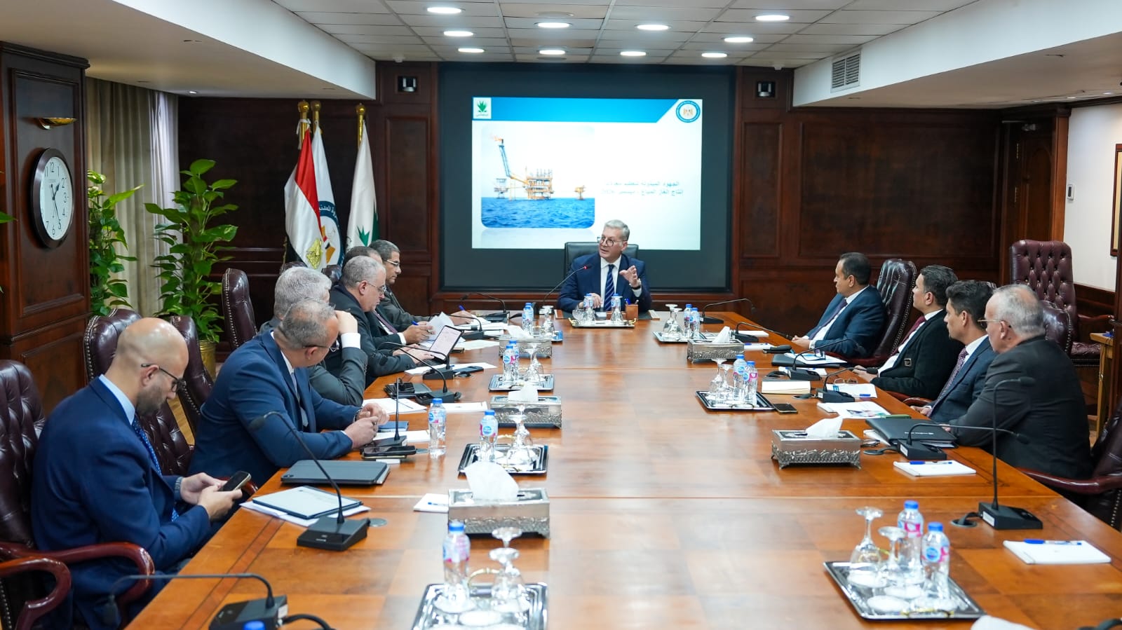 a9e370a7-7c15-4b9b-973b-ce8429057346