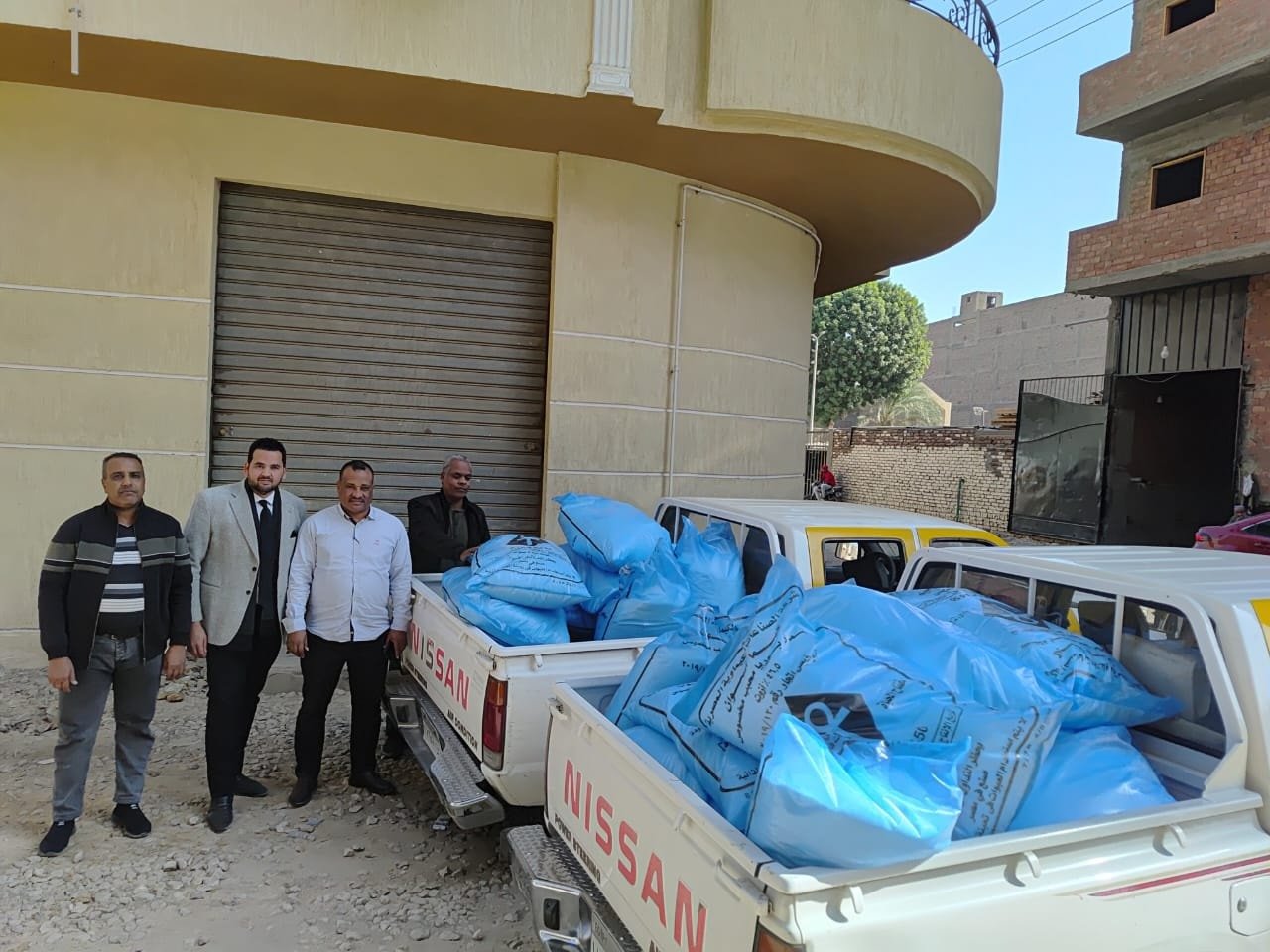 ضبط طن ونصف سماد يوريا محبب زراعى مدعم يحظر التداول فى الاسواق ضبط طن ونصف سماد يوريا محبب زراعى مدعم يحظر التداول فى الاسواق