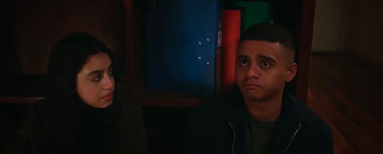 ياسمينا العبد تساعد يوسف رأفت في أزمه شقيقه بمسلسل ميد ترم (5)