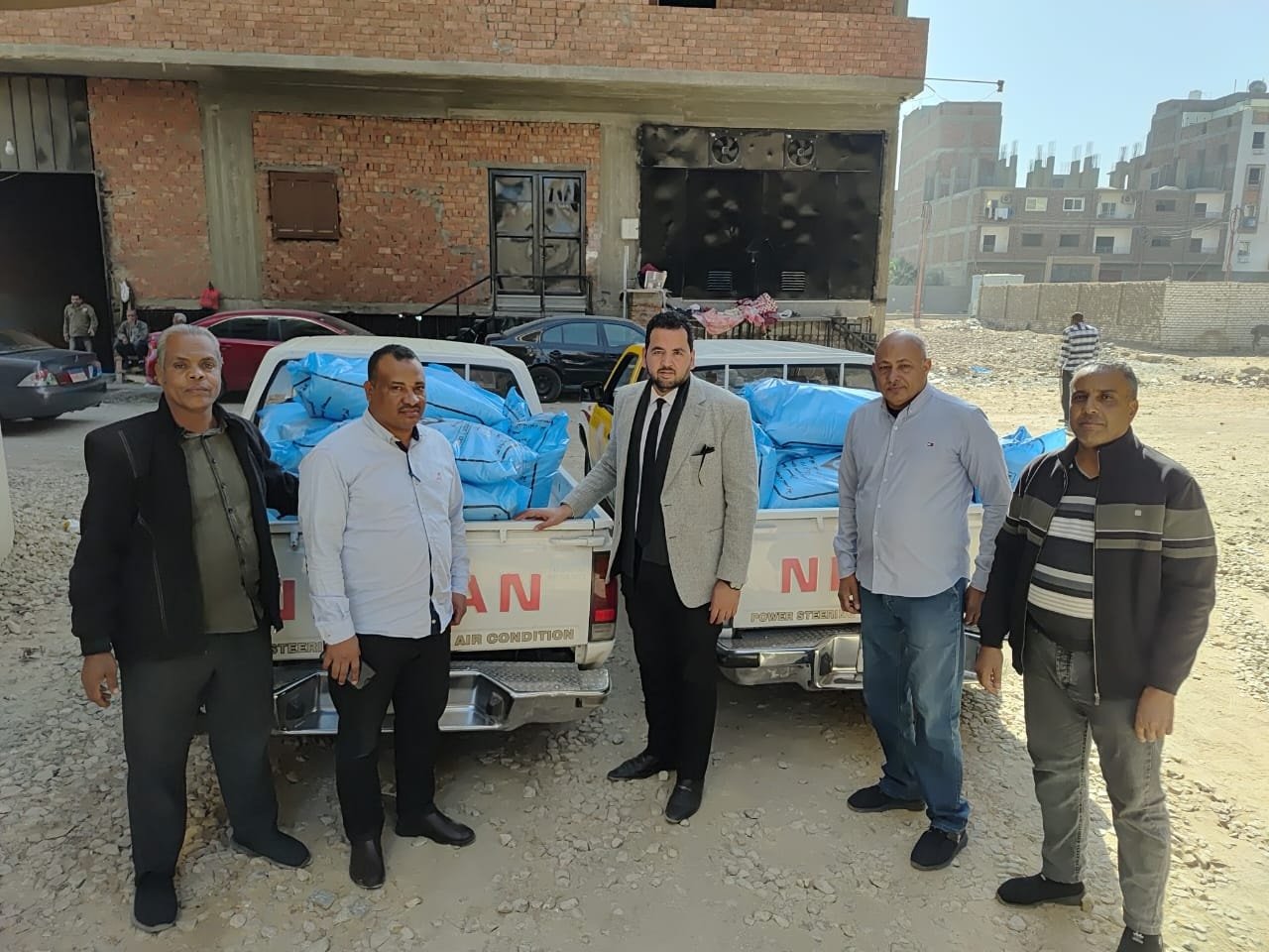 ضبط طن ونصف سماد يوريا مدعم قبل بيعه بالسوق السوداء في سيارة ربع نقل بالأقصر ضبط طن ونصف سماد يوريا مدعم قبل بيعه بالسوق السوداء في سيارة ربع نقل بالأقصر