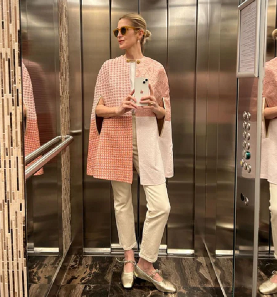 النجمة كيلي  روثرفورد