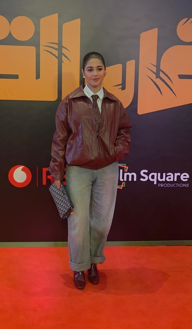 طه دسوقي ومايان السيد وجهاد حسام الدين وشرنوبي في عرض فيلم إن غاب القط (6)