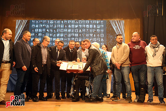 تكريم اسر شهداء الصحافه بفلسطين