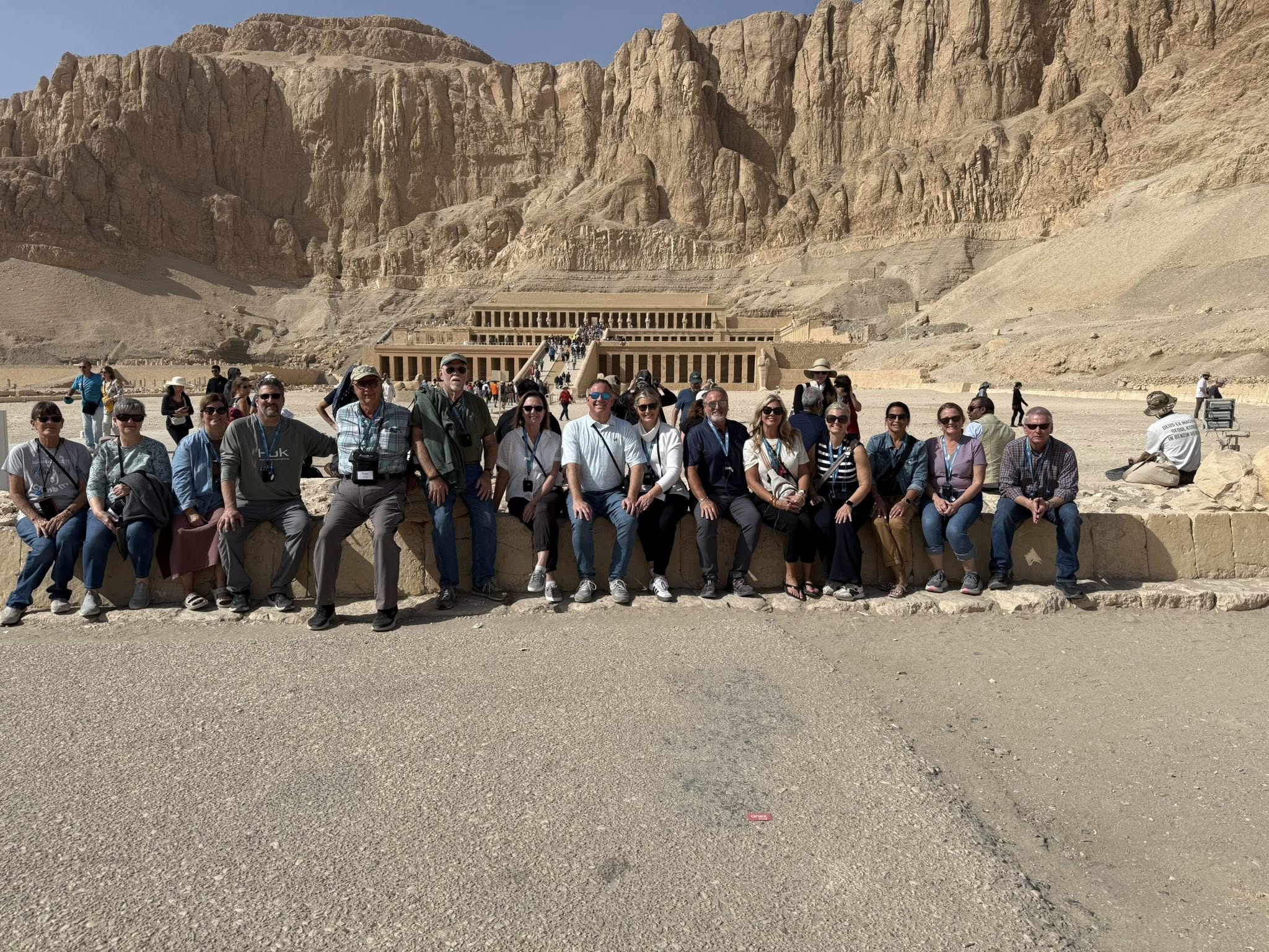 معابد ومعالم الأقصر الأثرية تشهد حالة من التوافد السياحى الكبير