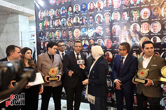 خالد البلشى نقيب الصحفيين يهنى الزملاء بالجوائز