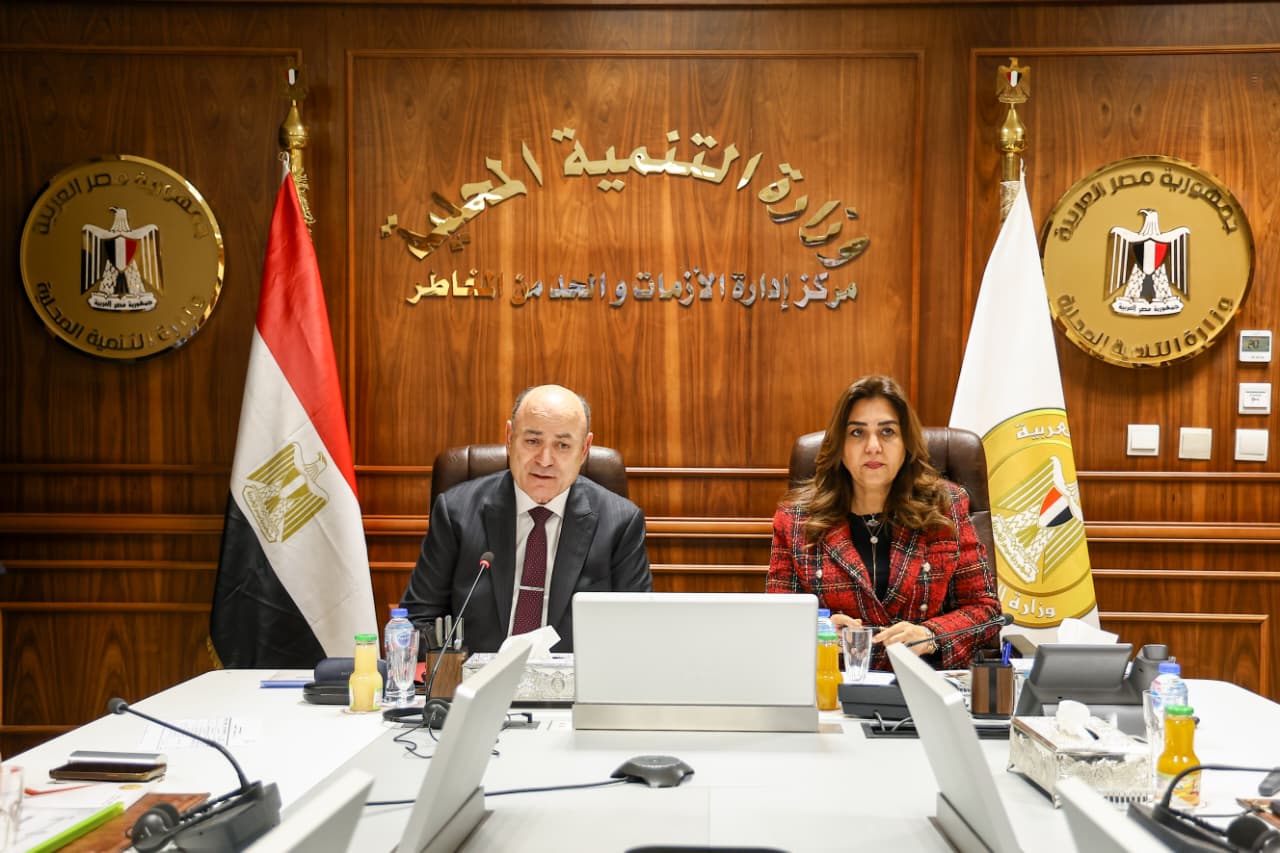 43dcdbb2-8d99-47ef-b0ff-483dd2a58b01 43dcdbb2-8d99-47ef-b0ff-483dd2a58b01