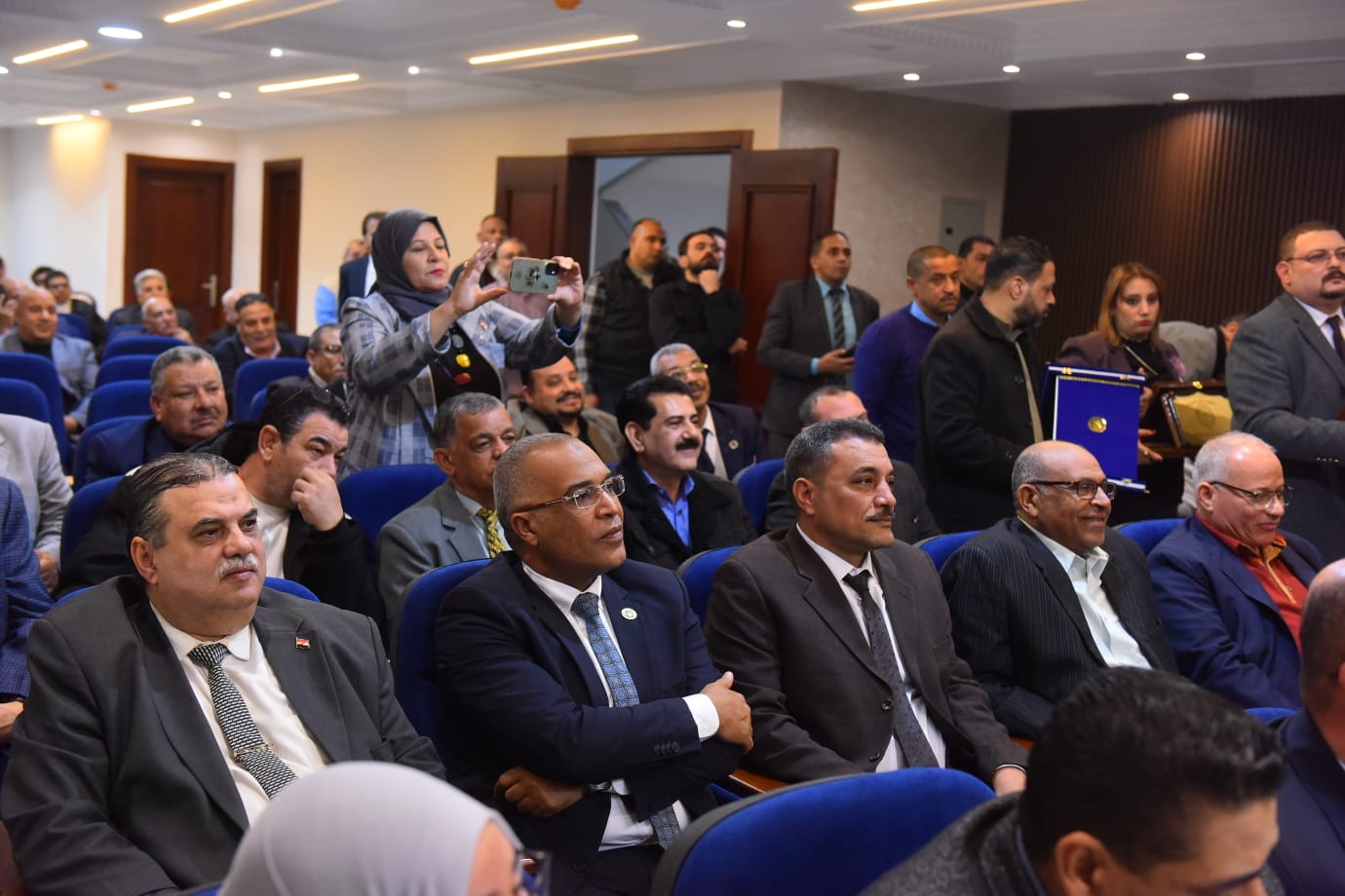 جانب من رؤساء النقابات العمالية المشاركين بالافتتاح