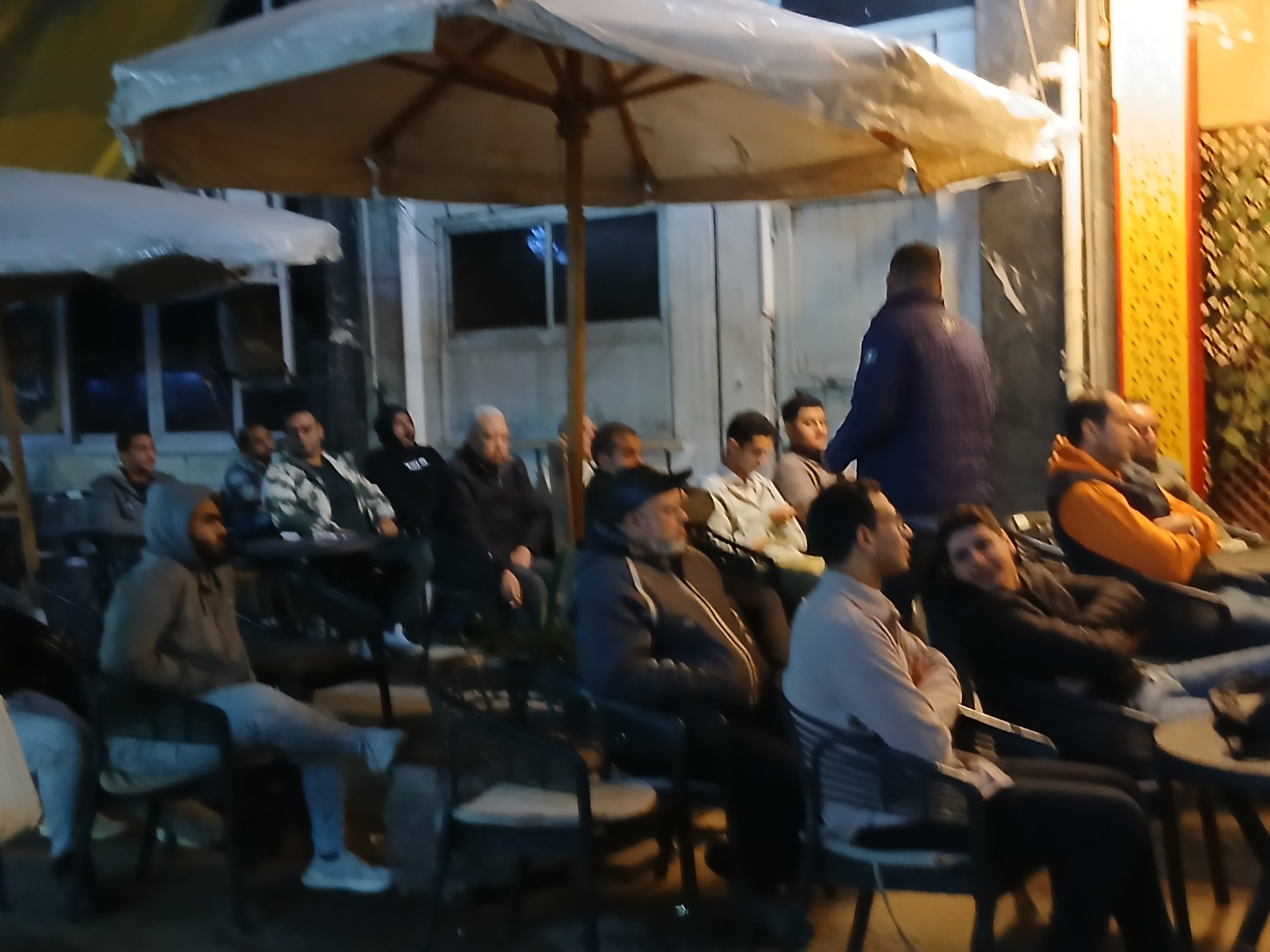 جماهير الاسكندرية تتابع مباراة منتخب مصر وانجولا