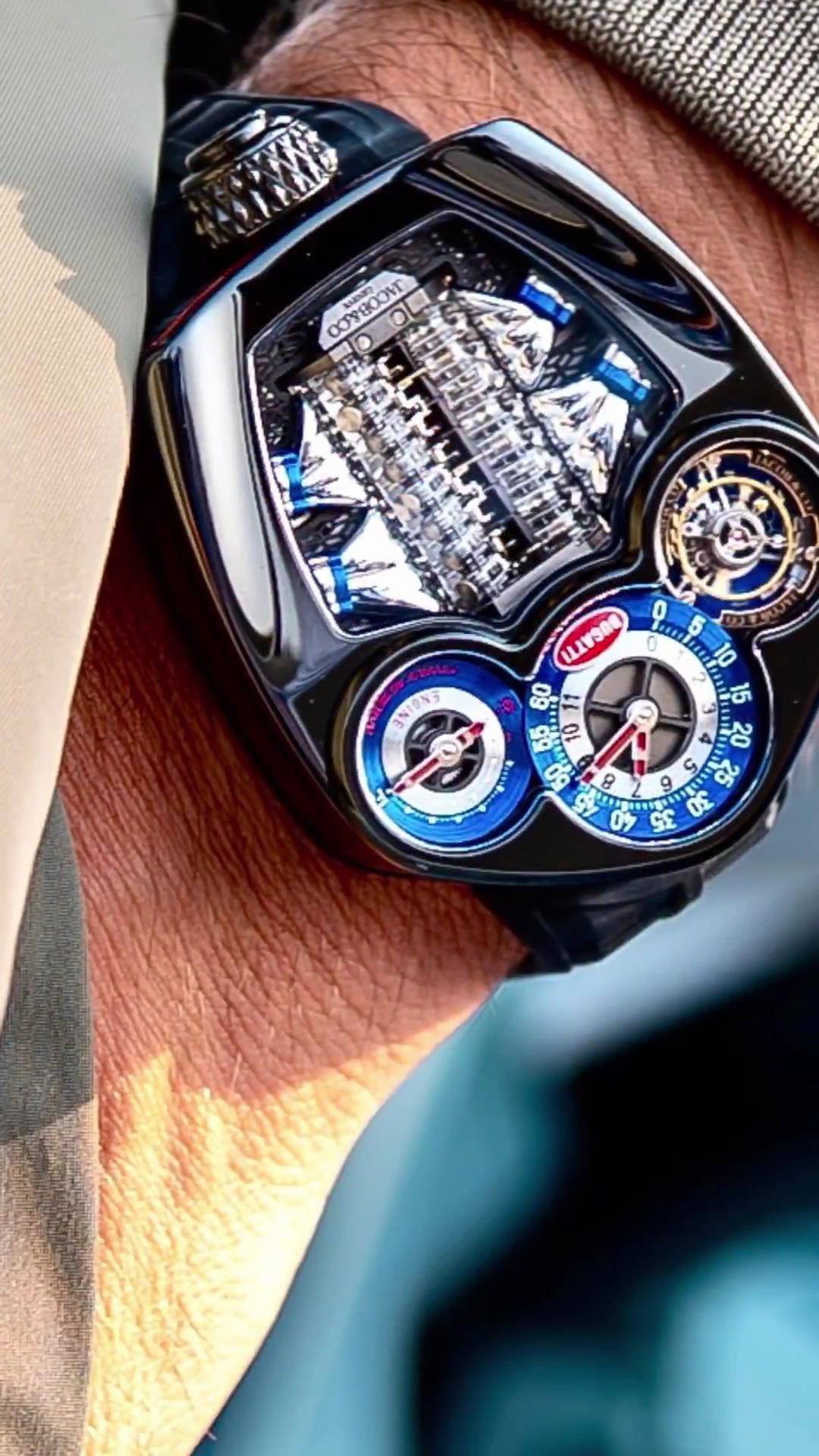 الساعة التي استلمها يامال