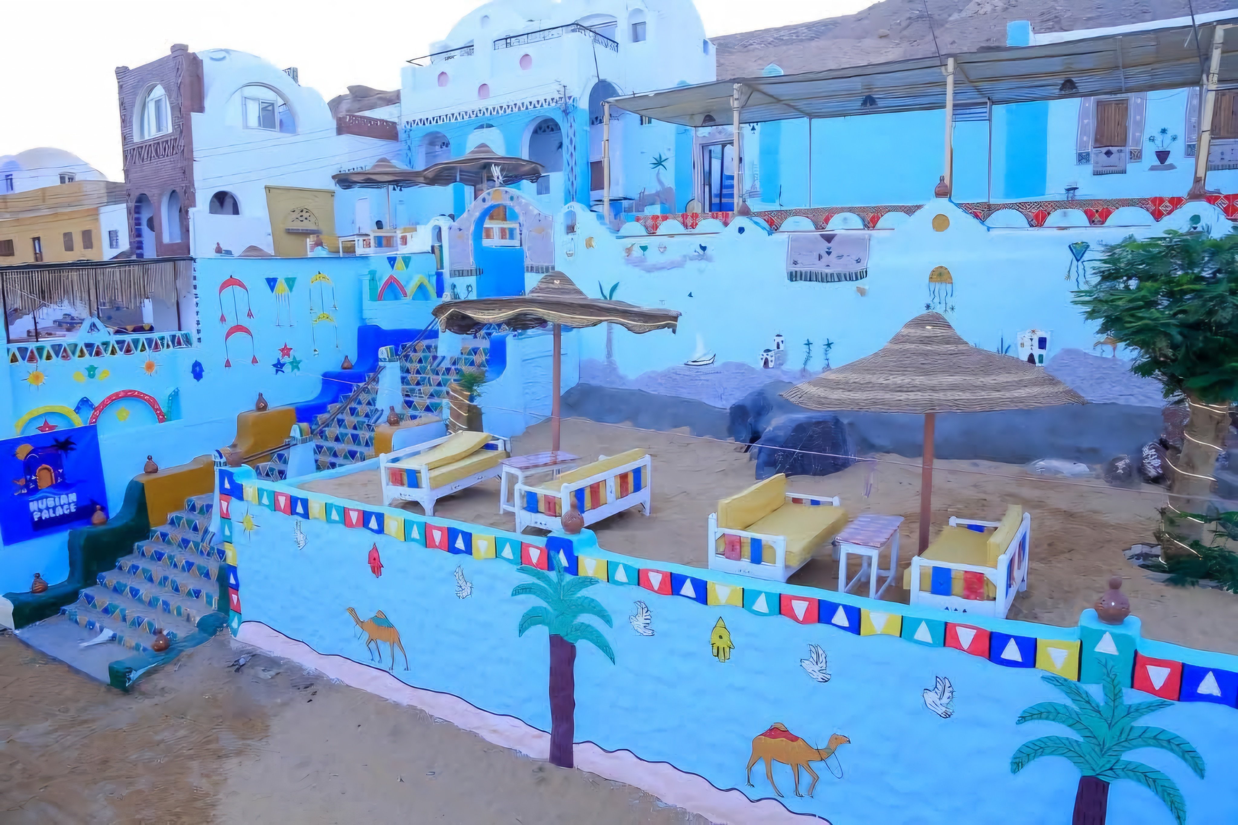 ألوان البيوت النوبية ألوان البيوت النوبية