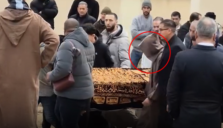 جنازة شقيق حكيم زياش جنازة شقيق حكيم زياش