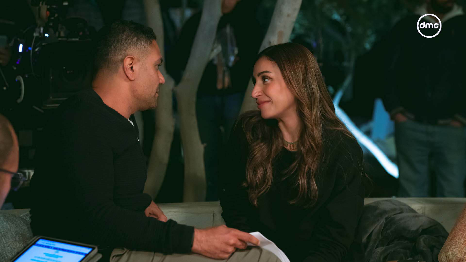 اسر ياسين ودينا الشربيني في كواليس اتنين غيرنا