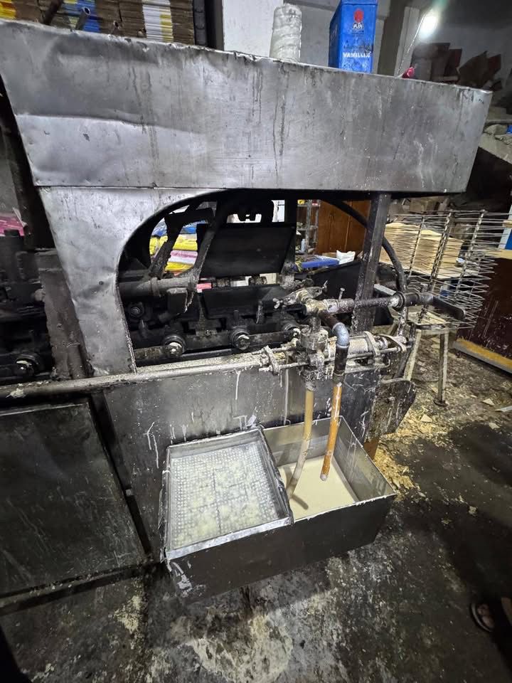 ضبط مصنع بسكويت غير مرخّص داخل مخزن ملوث بالحوامدية (3)