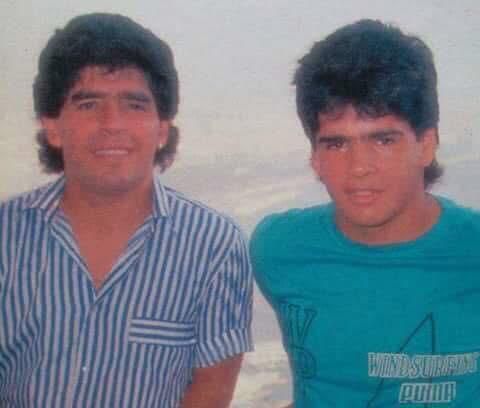 مارادونا وهوجو وذكريات الشباب مارادونا وهوجو وذكريات الشباب