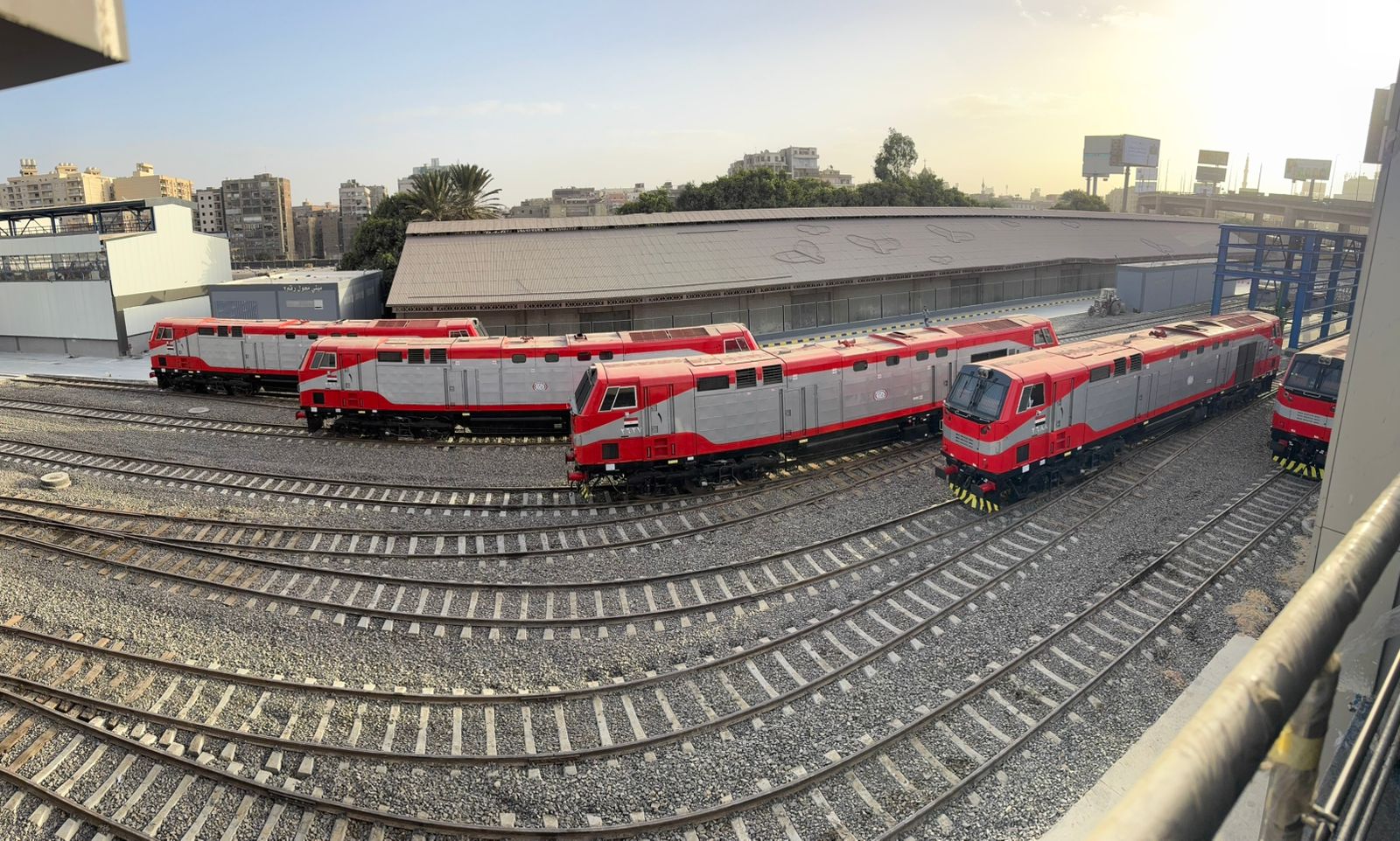 7 سكك داخل الورشة 7 سكك داخل الورشة