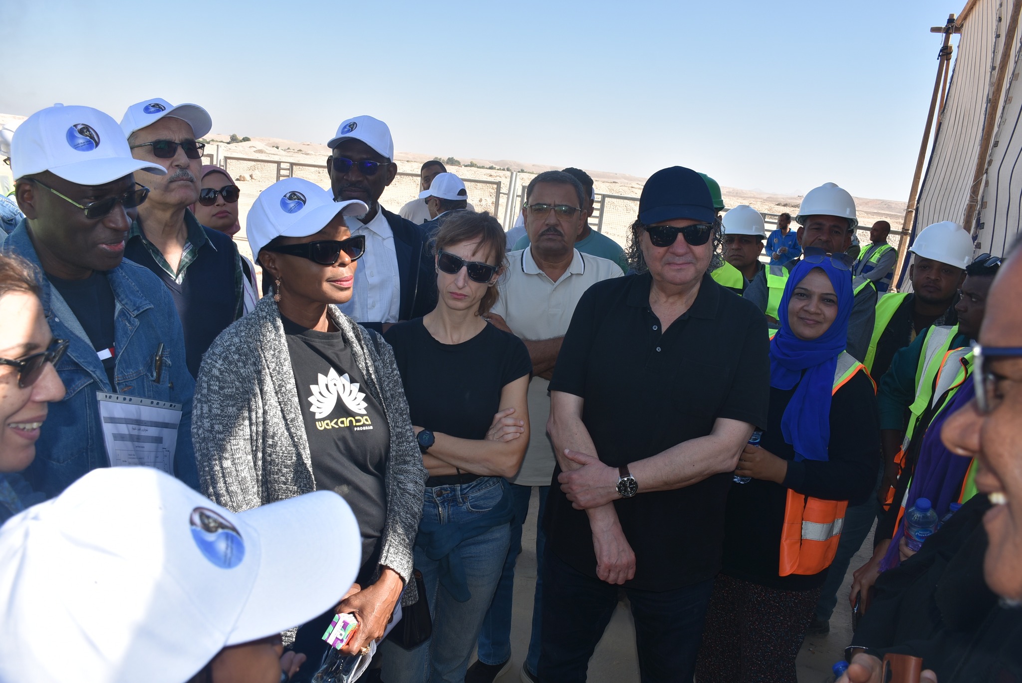 بعثة من بنك التنمية الأفريقي تتفقد مشروعات الصرف الصحي المتكامل بالأقصر