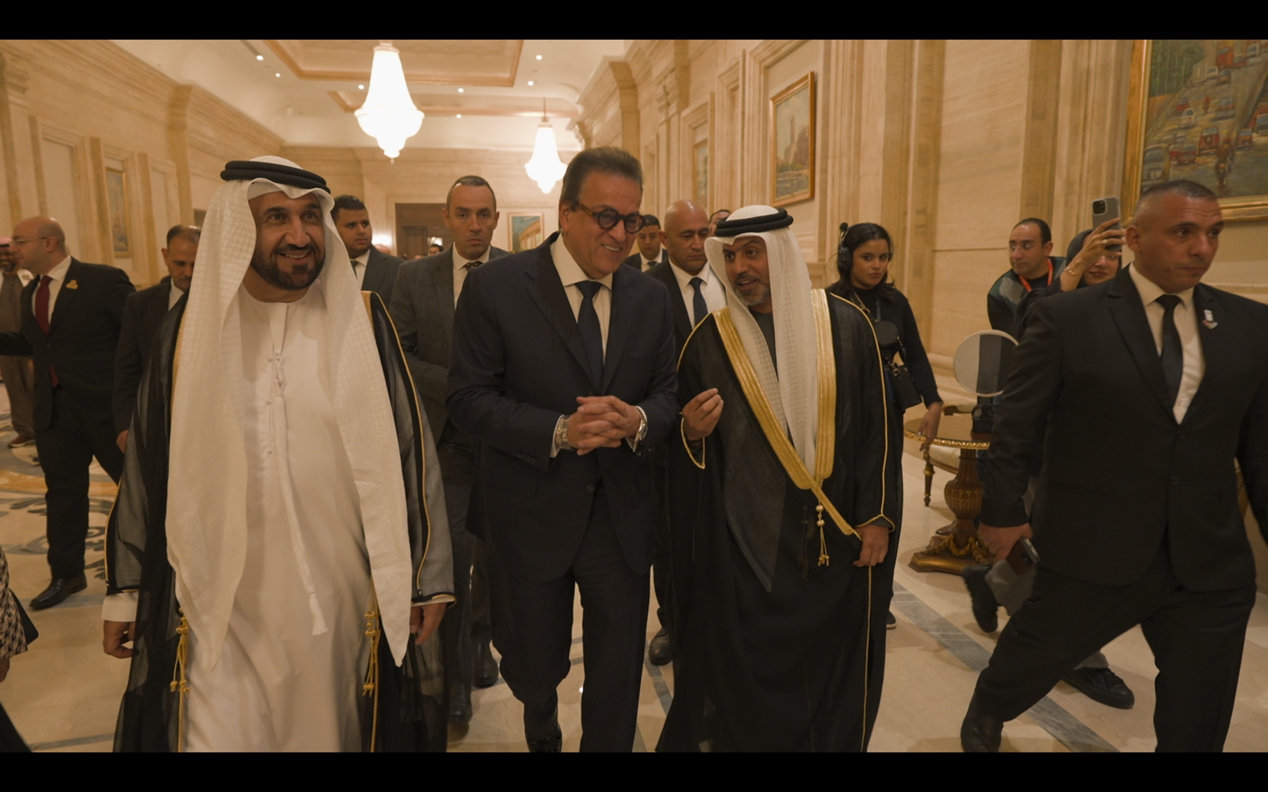 الامارات (4)