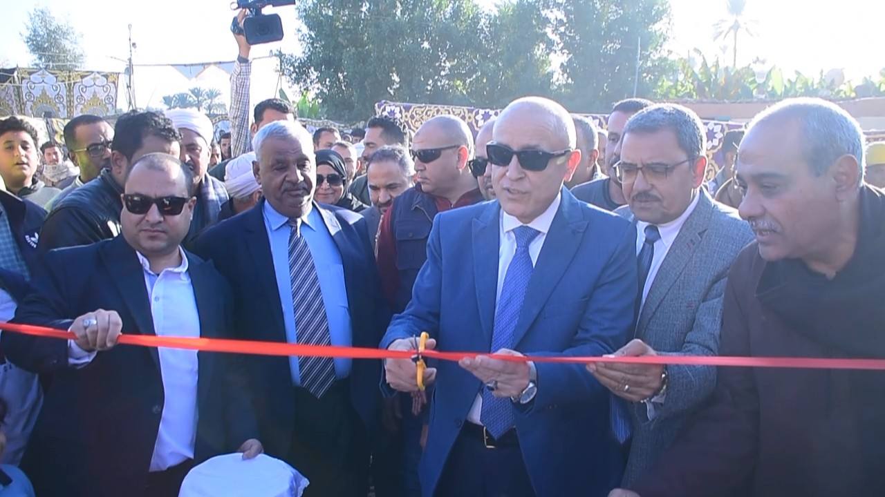 محافظ الأقصر 3 محطات لرفع الصرف الصحي بمركز القرنة