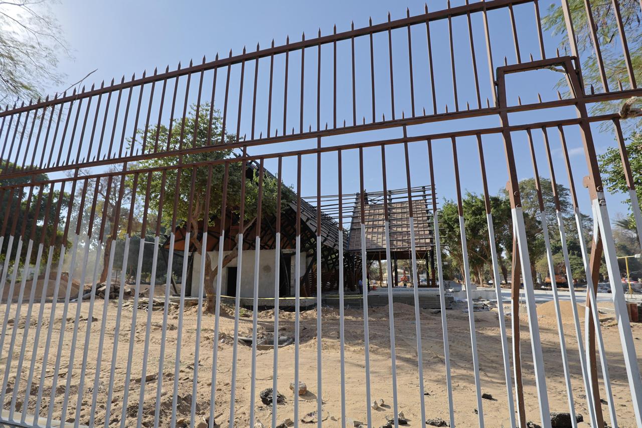 الاسوار الجديدة