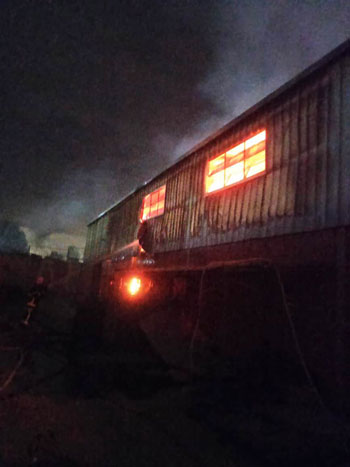 حريق مخزن فى القطامية (3)