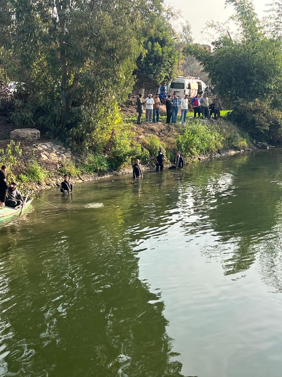 الإنقاذ النهري يمشط المياه بحثا عن رضيع الدقهلية